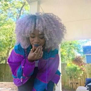 Meet your Posher, Amber